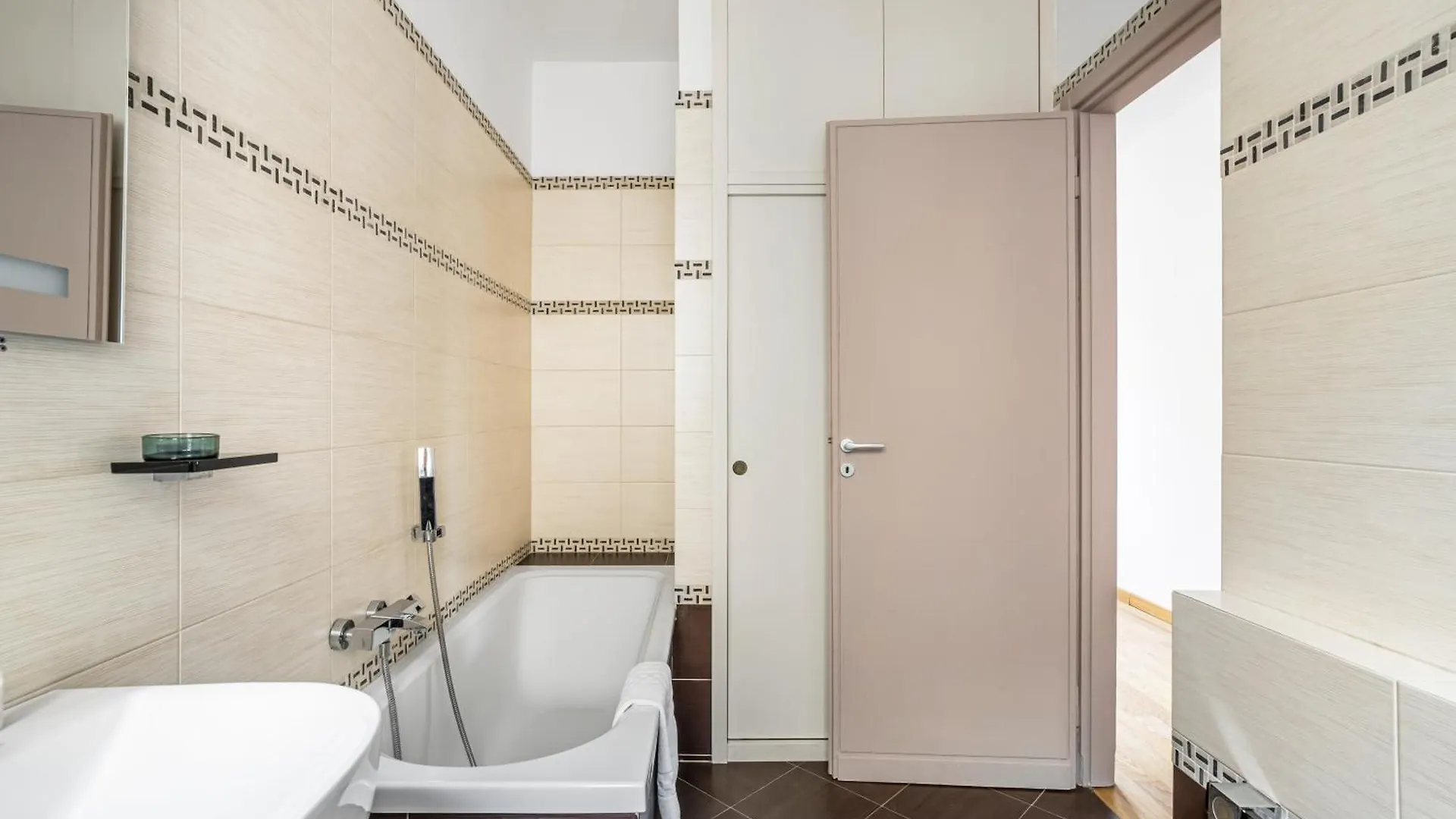 Your Florence Gems - Ponte Vecchio Apartments