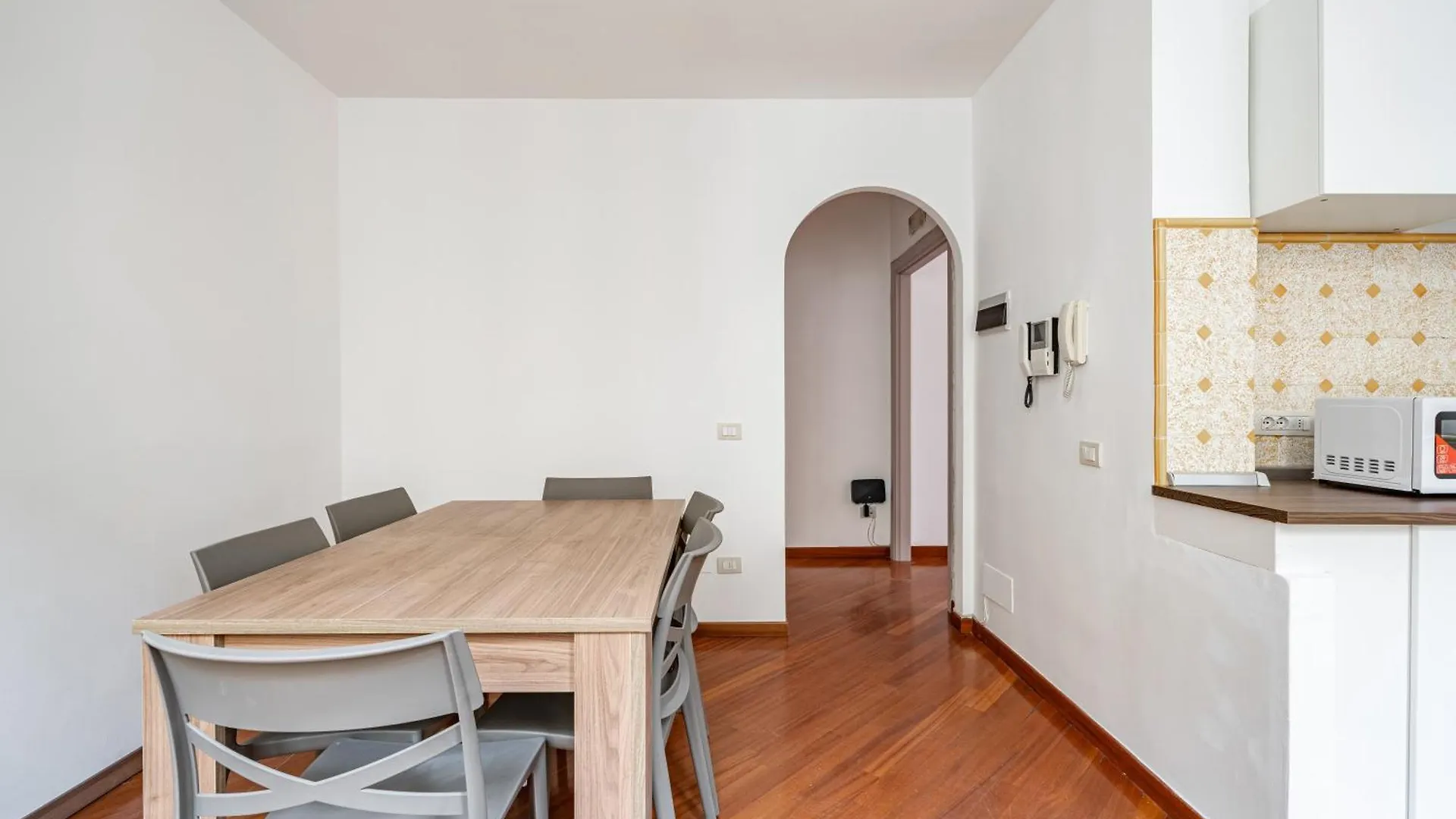 Your Florence Gems - Ponte Vecchio Apartments