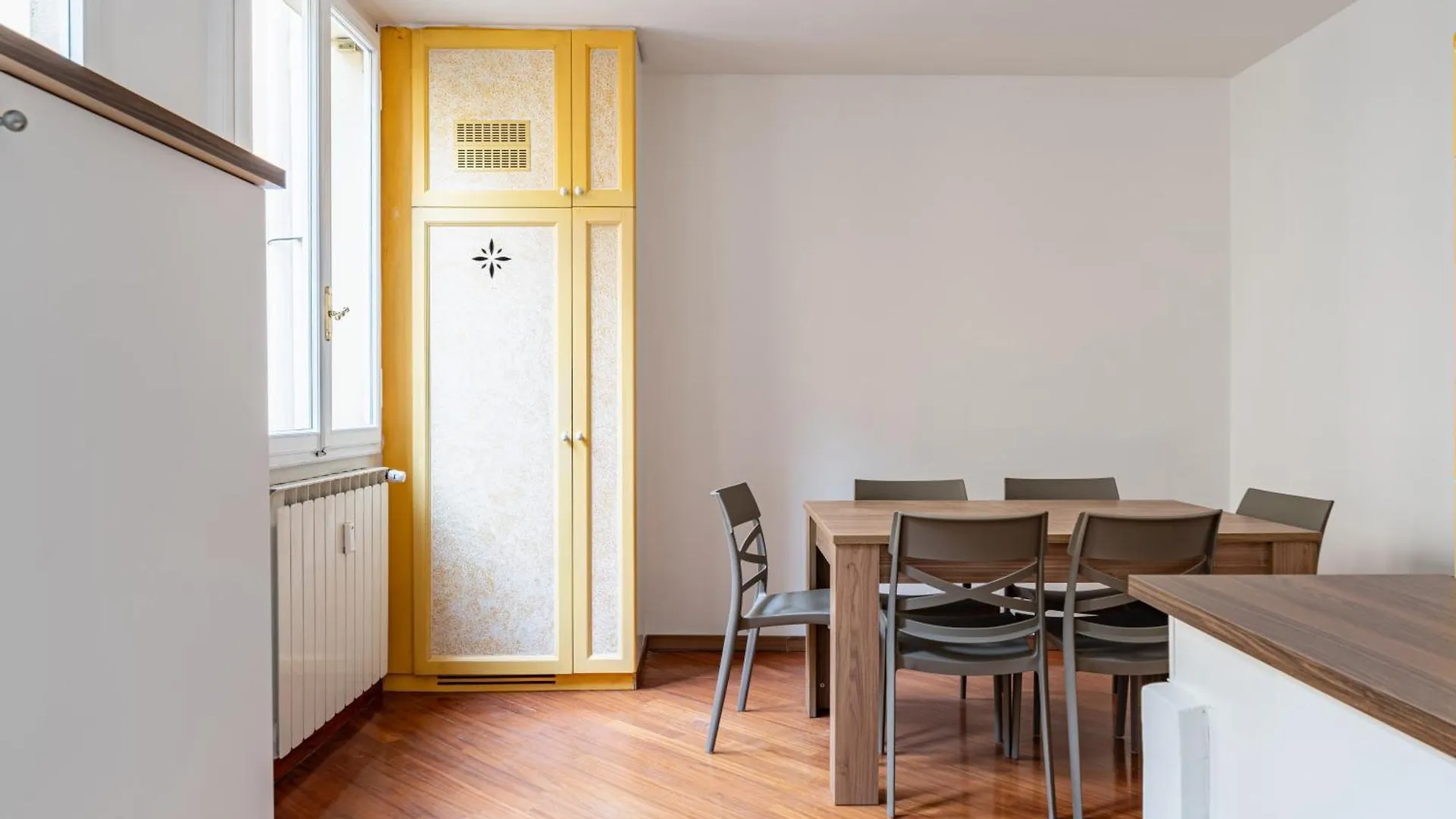 Your Florence Gems - Ponte Vecchio Apartments 0*,